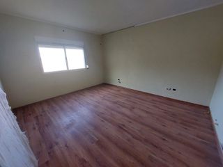 Foto 10 de Casa-quinta sobre excelente lote de 40 x 120 mts de fondo