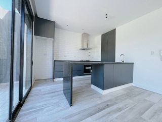 Foto 5 de Duplex En Venta, Punta Alta 4100