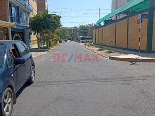 Foto 15 de ¿Buscas comodidad y estilo en una ubicación privilegiada de Castilla, Piura? Descubre este acogedor departamento flat, ideal para quienes desean un ho