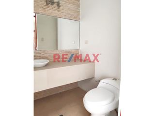 Foto 12 de ¿Buscas comodidad y estilo en una ubicación privilegiada de Castilla, Piura? Descubre este acogedor departamento flat, ideal para quienes desean un ho