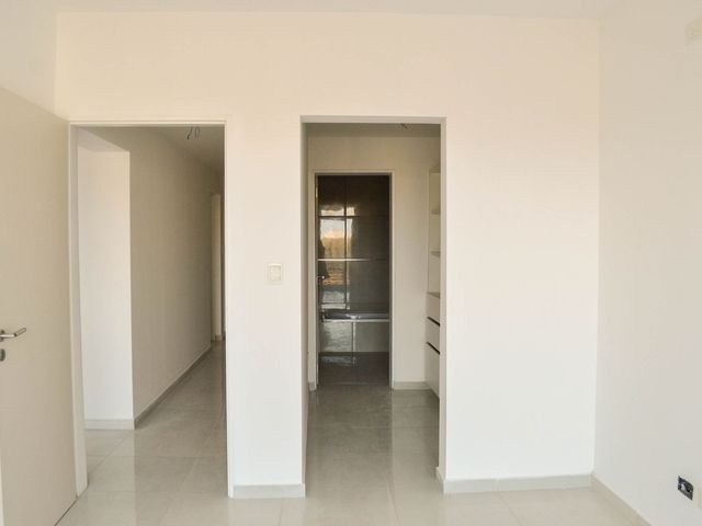 DPTO 2 DORMI CON COCHERA EN VENTA | ENTRE RÍOS 246