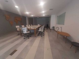 Rento oficina en edificio Gaia Eloy Alfaro y Amazonas