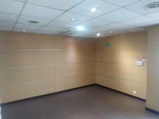 Foto 8 de oficina en arriendo en chico. Cod A1400