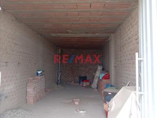 Foto 8 de CASA EN VENTA - LOTE DE 499 M²*

*Características del Terreno:*
- Área total del lote: 499 m²
- Excelente ubicación con amplias posibilidades de d