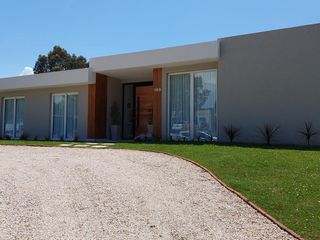Foto 16 de NO DISPONIBLE Casa  con pileta Costa Esmeralda  Ecuestre