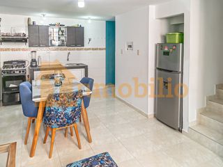 Foto 3 de En venta cómoda casa en el Barrio La Feria