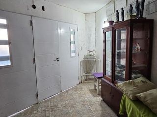 Casa en venta - 4 Dormitorios 2 Baños - Cochera - Terraza - 126Mts2 - La Plata
