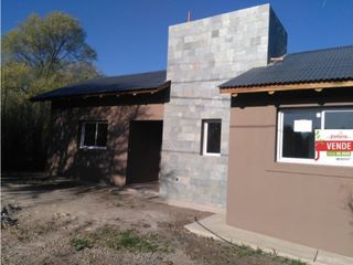 VENTA DE VIVIENDA BARRIO CUATRO HORIZONTES  EN Villa General Belgrano - VIV0212