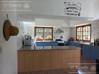 Casa en venta de 6 ambientes en barrio Las Margaritas Bariloche