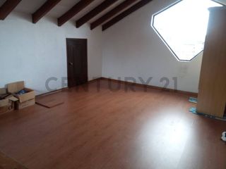 Foto 30 de En venta casa  en Monteserrin