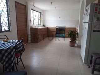 Foto 12 de En venta casa  en Monteserrin