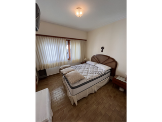 Foto 4 de VENTA 3 AMBIENTES AL FRENTE CON COCHERA Y VISTA AL MAR, MIRAMAR