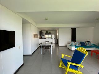 Hermoso apartamento amoblado con vista al mar