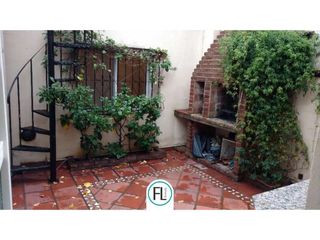 Casa PH en venta en Castelar Norte