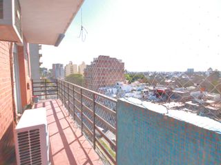 Av. Rivadavia 8832: excelente 3amb.   balcón corrido con vista abierta!