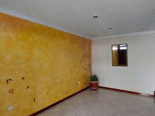 Foto 2 de En venta Linda Casa Portales del norte