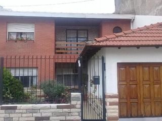 Foto 1 de Casa en venta en Piñeyro