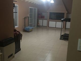 Foto 20 de VENTA DE CASA EN Lobos
