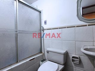 Foto 8 de EN PRODUCCIÓN AUDIOVISUAL

  🏡 ¡Vive FRENTE A PARQUE y rodeado de tranquilidad. Se vende esta hermosa casa de 4 pisos ! 🌳🌞

   - Área de terreno: