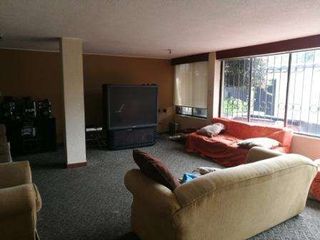 Foto 3 de VENDO CASA COMERCIAL EN AV. REAL AUDIENCIA.