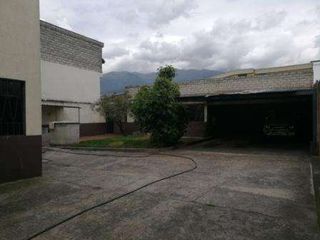 Foto 5 de VENDO CASA COMERCIAL EN AV. REAL AUDIENCIA.