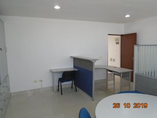 Foto 5 de oficina en venta en zona industrial. Cod V7958
