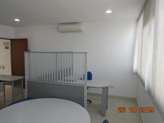 Foto 4 de oficina en venta en zona industrial. Cod V7958