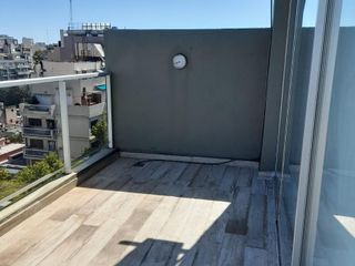 Guatemala y Carranza 45 m2 Con Balcon Terraza