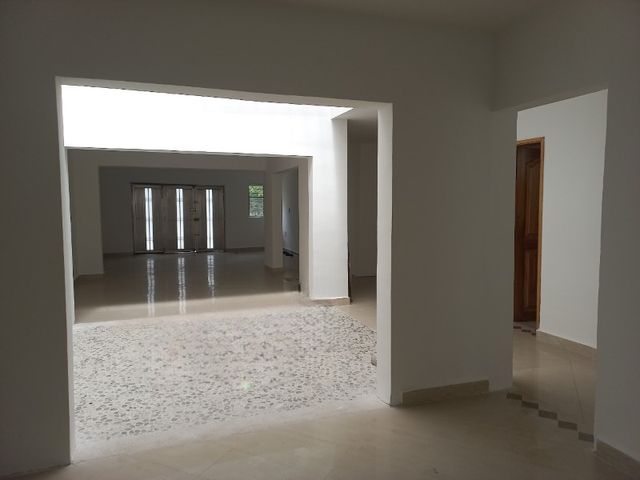 CASA PARA ARRIENDO EN MEDELLIN SECTOR CALASANZ