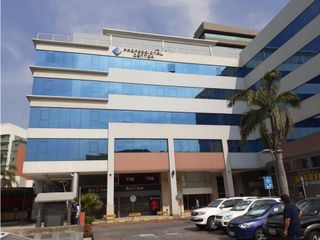 Foto 7 de Edificio Professional Center se vende oficina 70 m2