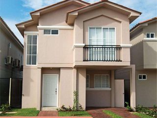 Foto 1 de Venta de Casa Modelo Acuarela en la Urb. Casa Laguna, Samborondon, C.C.Dorado y Plaza Batan