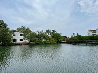 Foto 1 de CASA EN EXCLUSIVO CONJUNTO CERRADO FRENTE AL MAR