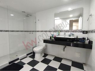 Se Arrienda Casa Amoblada en Condomio Campestre + Apto aislado Sector Pance con piscina Independiente en lote 1300 MT2