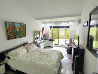 Se Arrienda Casa Amoblada en Condomio Campestre + Apto aislado Sector Pance con piscina Independiente en lote 1300 MT2