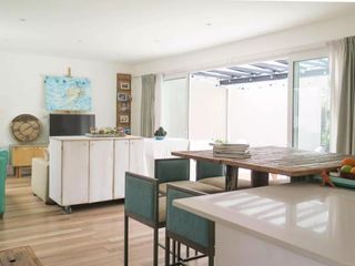 Casa en venta - 2 Dormitorios 2 Baños - 92Mts2 - City Bell