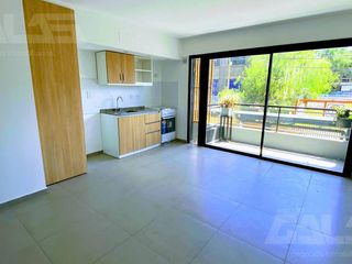 Departamento en semipiso 2amb Castelar Centro!