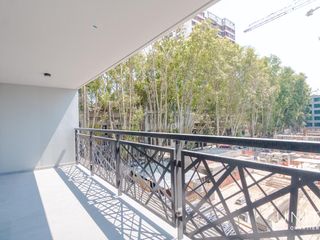 Loft  divisible con cochera en Venta , piso 25 , Quartier Del Bajo . Torre 2.