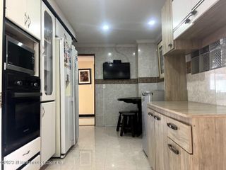Apartamento en  Bogota RAH CO: 24-486
