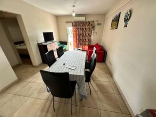 Foto 4 de DEPARTAMENTO AL FRENTE EN TAPIALES EXCELENTE UBICACION