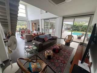 Foto 7 de casa en venta en barcelona de indias. Cod V173