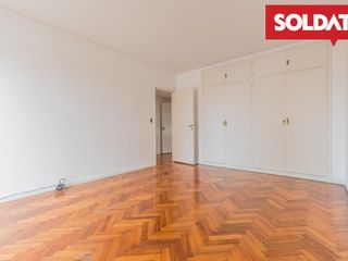 Departamento en venta, 5 ambientes, balcón aterrazado, 2 cocheras - Palermo Chico