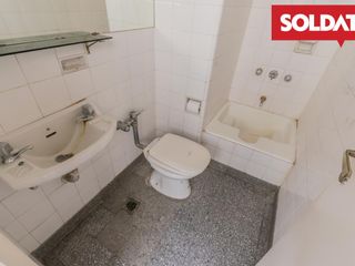 Departamento en venta, 5 ambientes, balcón aterrazado, 2 cocheras - Palermo Chico