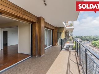 Departamento en venta, 5 ambientes, balcón aterrazado, 2 cocheras - Palermo Chico