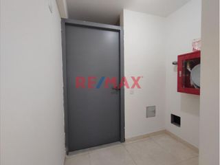 Foto 14 de ¡Vive la comodidad Frente al parque! y con una vista increíble 🏡🌳

Descubre este amplio departamento de 📐87 m² en el noveno piso de un moderno edifi