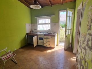 Foto 1 de casa con dos garages
