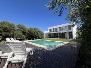 Foto 52 de Casa en Alquiler- Ecuestre Lote 409 de Costa Esmeralda - Fondo a la laguna