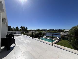 Foto 42 de Casa en Alquiler- Ecuestre Lote 409 de Costa Esmeralda - Fondo a la laguna