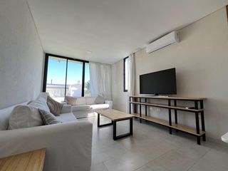 Foto 5 de Casa en Alquiler- Ecuestre Lote 409 de Costa Esmeralda - Fondo a la laguna