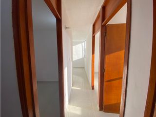 En venta apartamento Vipa Amarilla (piso 5 acceso por escaleras)