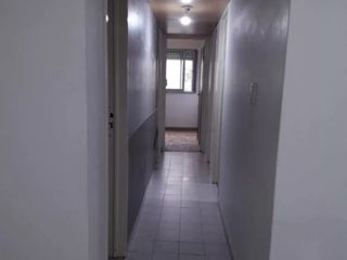 Departamento en venta - 3 Dormitorios 2 Baños - 78Mts2 - Villa Lugano
